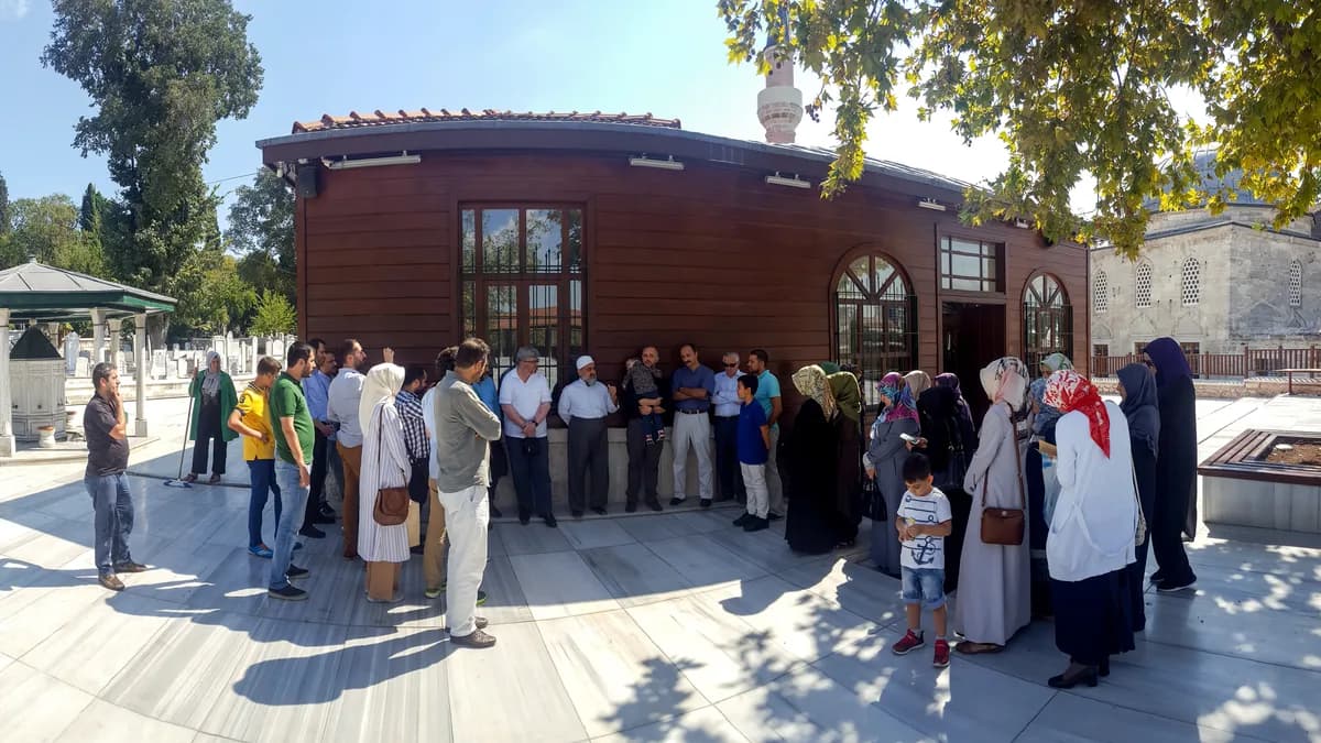 Merkez Efendi Bayramlaşması — BİKSAD arşivinden fotoğraf