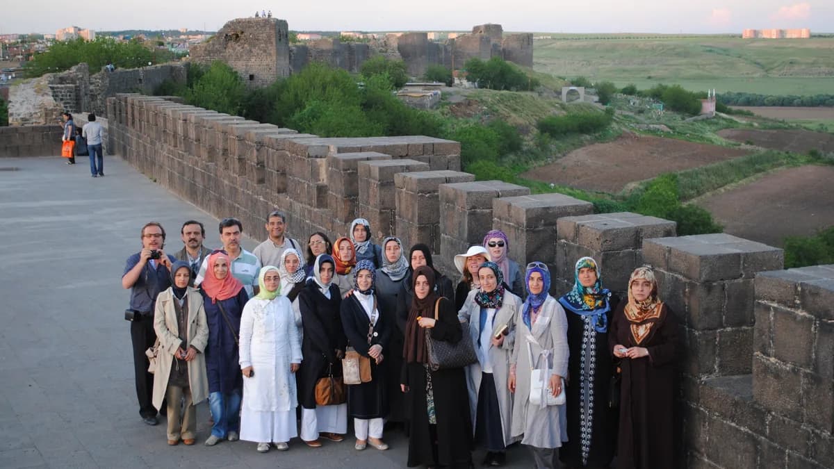Urfa Mardin Gezisi — BİKSAD arşivinden fotoğraf