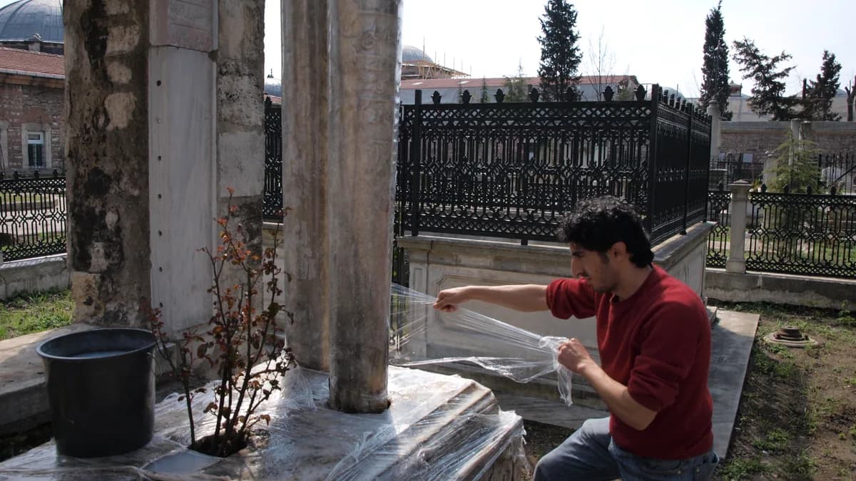 Yesârîzâde Efendi Kabri Restorasyonu — BİKSAD arşivinden fotoğraf