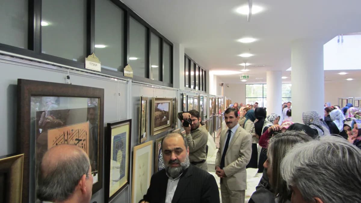 Konya İl Halk Kütüphanesi Sergisi — BİKSAD arşivinden fotoğraf